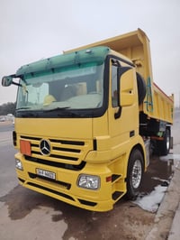 لوري اكتروس • قلاب • موديل 2004