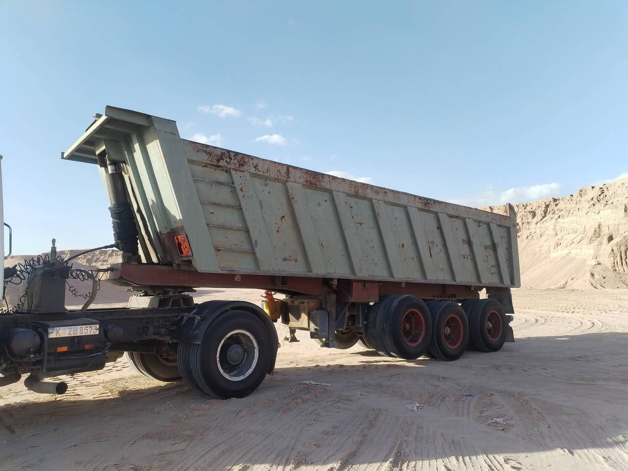 سلام عليكم عربانه مايلر ألماني خفيفه تخم تاير كهربائيات كامله شاصي مكفول كفاله عامه من صبغ وفطر مجموعه براد 16 دناكير 3 رفاع فارغه 20 ونج هايفه اصلي ماعايزه برغي ذرعته 30 بلاديه مكان سماوه او يرهم مراوس بعربانه دار قصاب لاستفسار ***********
