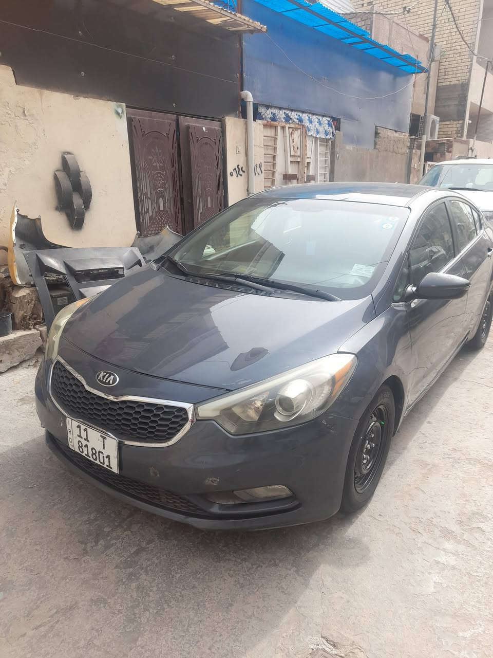 السلام عليكم 
للبيع او مراوس حسب القناعه 
 فورتي أمريكي 2.0 GDi
موديل 2016

 المواصفات نص فول 
سمارت كروس كونترول
تحكمات ستيرن فول 
نظام قيادة ( ايكو )
مري شفط 
اشاير بالمري 
ويل كب 16
شاشه + كامرة خلفيه 
شاشه اعطال 

السيارة امريكية:: حادثه جاملغ ايمن نفسه راجع وجاملغ الايسر مصبوغ فقط 

مكينه مفتوحة على أيدي شغل درجة أولى. 

بدون تبديل بدون دواخل بدون ايرباك مكفوله 
صور سونار ناشرها واضح  وصور الحادث بالمنشور واضحه 

(رقم بغداد  تحويل ثاني يوم)

السعر 105 بيه مجال 

***********
مكاني بغداد الدولعي
