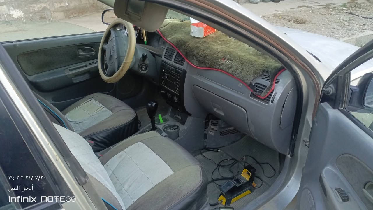 السلام عليكم كيه ريو 2004رقم دولي شرط التحويل محرك كير شرط والباقي شوف العين يرهم مراوس  حسب القناعه‏‪***********‬‏
