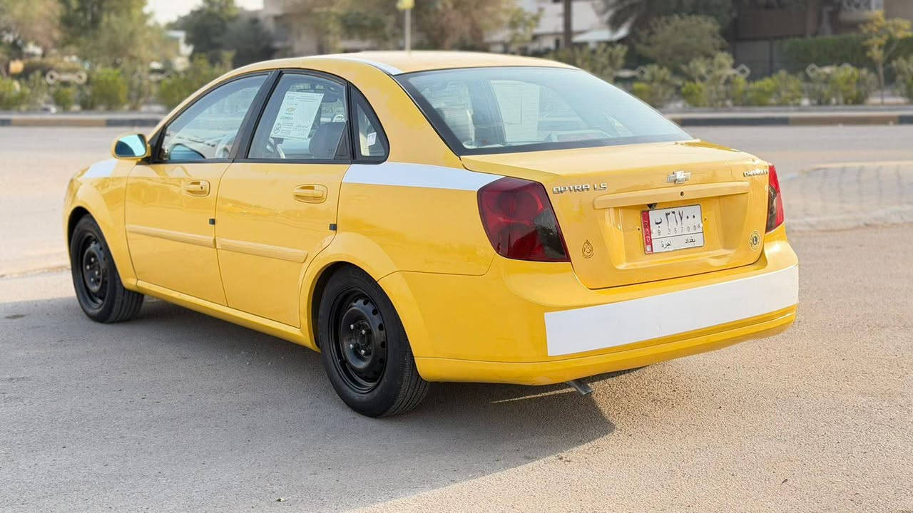 سلام عليكم مرخصه الادمن المحترم اوبترا  موديل ٢٠١١ الشركه العامه بلاديه بدون ضربه لو صبغ كير مكينه مكفول 
السعر ٧١  وبيها مجال قليل 
عنواني بغداد البياع مدينه الذرى
***********
