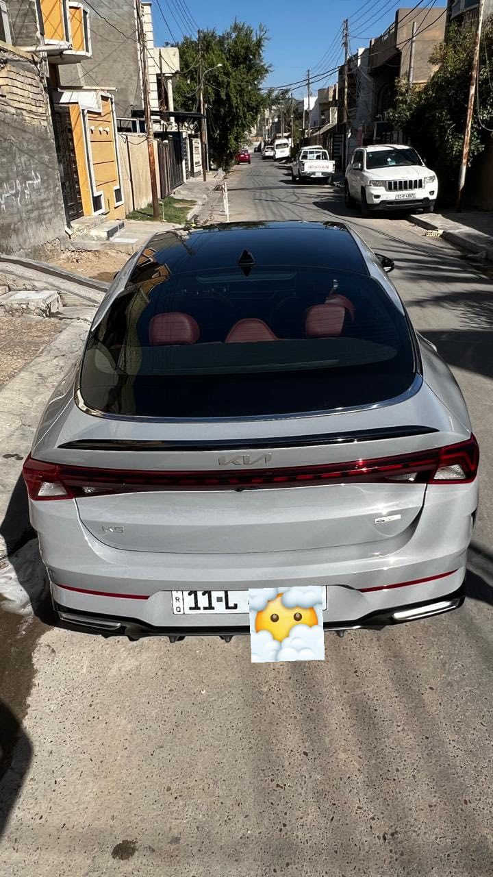 السلام عليكم 
 K5 2023 
محرك 1600 تيربو
مواصفات جي تي لاين 
اللون سمنتي 
((السيارة معوقين وبأسمي))
حادث السيارة سرقه بانيد وجاملغ ايسر
يرباكات السيارة سليمة 
بصمه تشغيل عن بعد 
حساسات
السعر176 وبيه مجال
***********
مكاني بغداد
