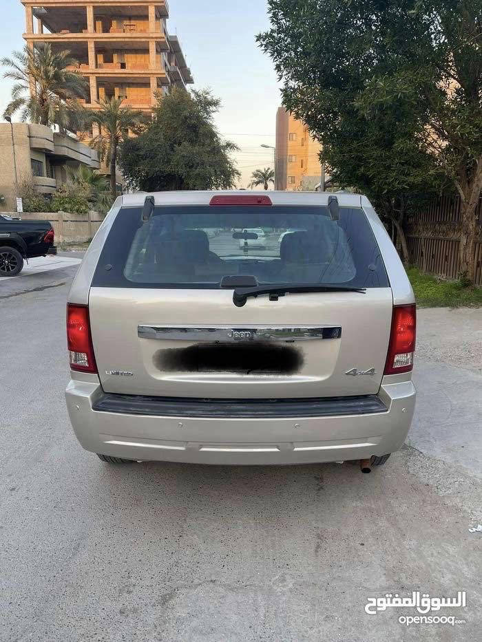 جيب لاريدو مودبل ٢٠٠٨
رقم بغداد الماني مشروع وطني 
شاشة كبيرة وكاميرا 
كير جديد
محرك بي لاستيك ولف فقط تنقيس دهن وحالة طبيعية هاي بمحركات 3.7
صدر أمام خلفي جديد 
تايرات جدد
تشغيل عند بعد 
دبل سويج
السيارة نظيفة جدا بحيث سيرفس طافي 
ولا أي كلوب مشتغل بل دشبول عليها ادامة كاملة وداخلة حمام 
ملاحضة السيارة بيها كم قطعة جردت وصبغتها حزام للجمالية  بدون حادث 
مكان السيارة حلة 

‭٠٧٧٢ ٣٧٣ ١٥٤١‬
السعر ٩٠ ورقة وبيها مجال
