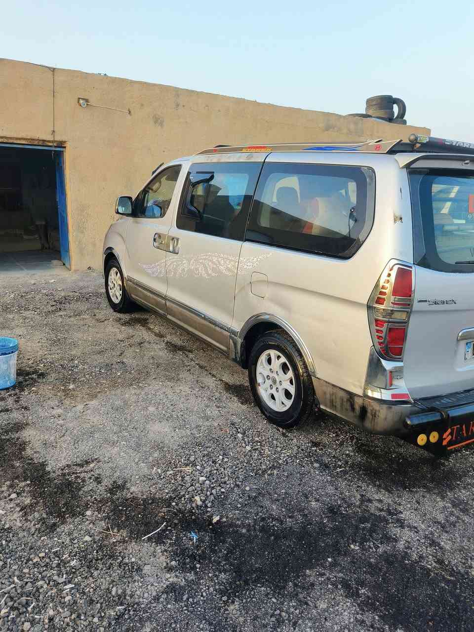 السلام عليكم ستاركس للبيع موديل ٩ محور مسكر سياره مكفوله من الضربه والحادث سياره جاهزه من كلشي الاتصال على هذا الرقم ***********
