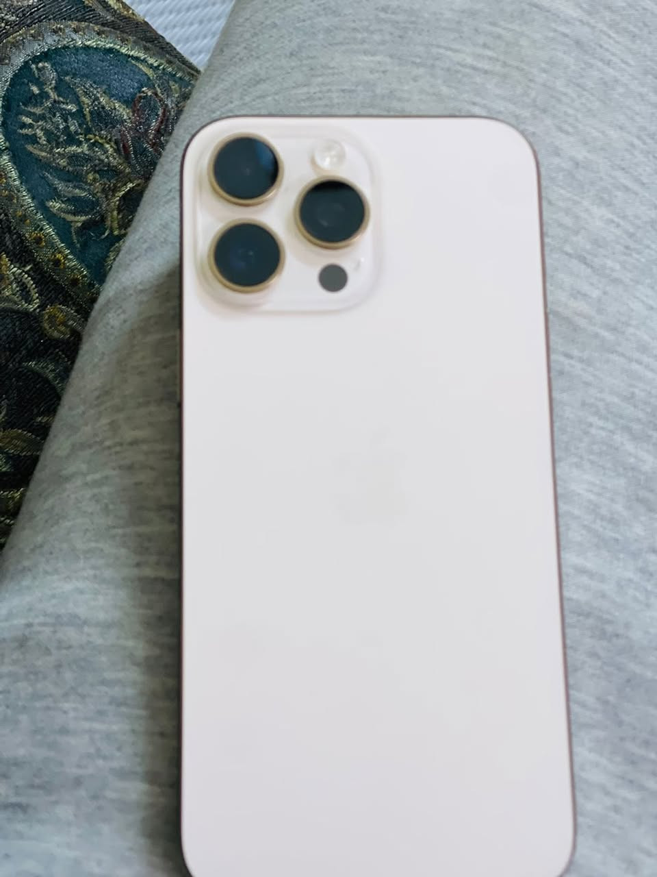 آيفون ١٦ برو ماكس 
ذاكره ٢٥٦
بطاريه ١٠٠
مستعمل قليل بعده بل ضمان ماستر 
مكاني بغداد مدينه الصدر 
***********
الاستفسار خاص
