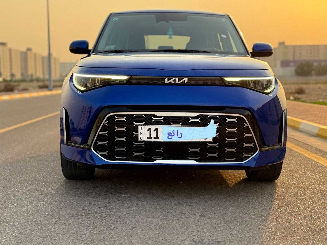 السلام عليكم ورحمة الله وبركاته كيا صول 2023 جيتي لاين مرقم بغداد بسمي الرقم الجديد الدولي كلين كلين فقط مبدل بطل مال دهن 
 لون ازرق وارد امريكي 
مواصفات فوول 1/1

-فتحة 
-رادار امامي
-رادار خلفي 
-رادارت جوانب
-تشغيل عن بعد
-هاند بريك بصمه
-بصمة  
-لايتات زنون +لد امامي
-لد خلفي
-ستيرن جلد حرف D 
-تدفئة كشنات 
-تدفئة استيرن 
-مكينه 2000 دوش 
-كشن السايق كهربائي 
-وختم Soul 
-لدات باdلبوب وبالسماعات 7 الوان aqq
-ويل oكب كروم تيبيqfo
-بك لايت لد
-اشاير بالمري 
-شحن لاسلكي 
-سستم صوت  
-شاشه كبيره
 -كامره  حساس 
-انظمة قيادة (SPORT,NORMAL )

السعر:180$وبيه مجال للطيبين
مكان السيارة بغداد مجمع بسمايه السكني 
للاستفسار اكثر الاتصال على :***********
