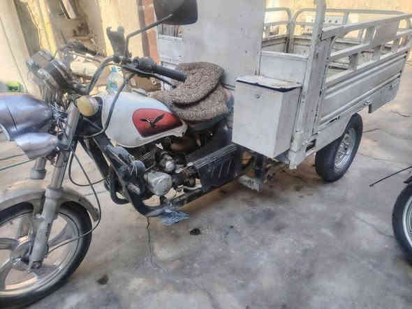 سلام عليكم ستوته للبيع جاهزه موديل 14وين يعجبك الطلع اسعر 750 مكاني كركوك رقم صاحبها اني مكلف بنشر لحد يجيني خاص يدور صور***********
