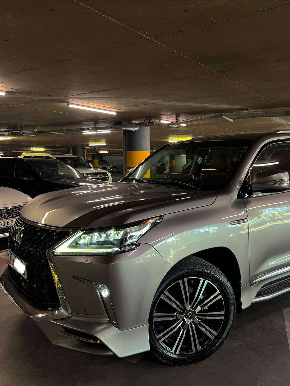 لێگزز ‏ 2018 مواسەفات Lx570  
خلیجی برێمی دەرەجە یەک
سوپەر سپۆرت
 قەپات مواسەفات
٩٠٠٠٠ کم ڕۆشتووە
فول مواسەفات
ناو قەیسی
تایە و باتری و هەموو شتێکی تازەیە
کامل سێرڤسی بۆ کراوە
هەموو گیانی بەشەرت هیچی پێوە نیە 
سەنەوی تازەیە و تەحویل و غرامە بە شەرت

سـعـر : لە کۆمێنت داوابکە ڕاستەوخۆ بۆت دێت 📥 

گێر و مەکیەنەی بەشەرت 
هیچ کێشەیەکی تێدا نییە 

ژمارەی خاوەنەکەی 
***********
