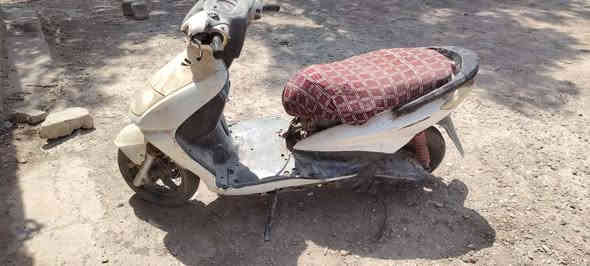 سلام عليكم  دراجه سكنس نثيه 140 شوف عينك ابيعه كوم حديد  سعر150 مكان الدوره  *********** متواجد وتساب
