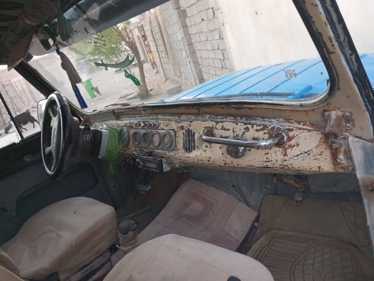 سلام عليكم واز البيع تريد حواسب تريد صولي بيع وهاذه رقمي *********** بسعر مناسب
