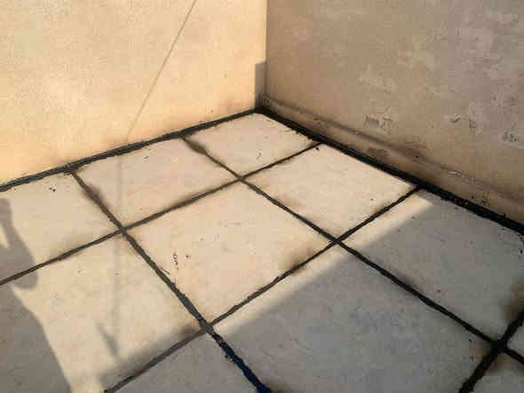 مع اقتراب فصل الشتاء
عمل ماستك السطوح في كافه مناطق بغداد

عمل درجه اولى. ضمان وقتناع صاحب المنزل قبل. اخذ القيمه. 

قلع الماستك. القديم 

اضافه ماستك جديد 

كوي الماستك 

- [ ] قلع الاشتايكر المتكسر او الفاطر  او الخاسف واعاده. تطبيك شتايكر جديد 

للستفسار  الاتصال على الرقم وتس اب

***********‬‏

 او مراسله الصفحه
