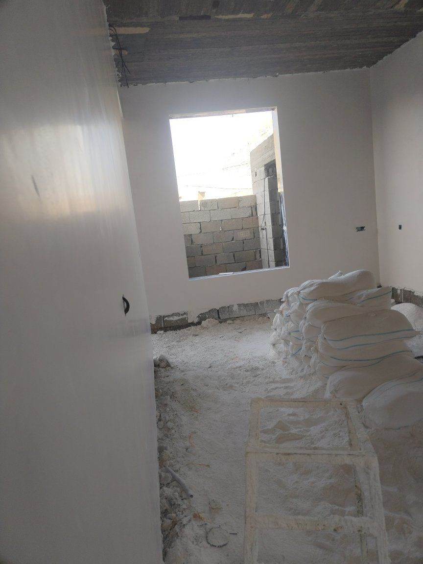 كادر عمل جص وبياض من الموصل شغل هندسي مساطر وزن متواجدين في قضاء الخالص جص الموصل الفني متكون من ٤ خلفات البيت ٤ ايام يخلص الاستفسار الاتصال *********** واتساب
