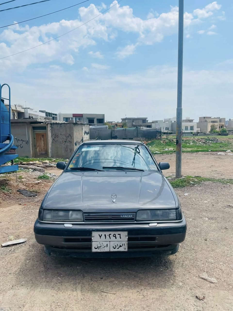 Mazda 626
مازدە ٦٢٦ سندوق
مۆدێل ١٩٩٠ 
سەیارەکە بێ لێدرانە 
مەکینە ١٢ بەخە
تەبرید سارد و گەرم 
ناو خورفەیکی لۆکی تیدایە 
چوار جام کارەبای 
کارەبایەت و گێرو مەکینەو کلاجی بەشەرت 
سەیارەکە بێ مەسرەفە 
یەک تۆز دەنگی بتلی تێدایە
نرخی 42 مەحامەلەیکی برایانە
***********
هەولێر بەحرکە
