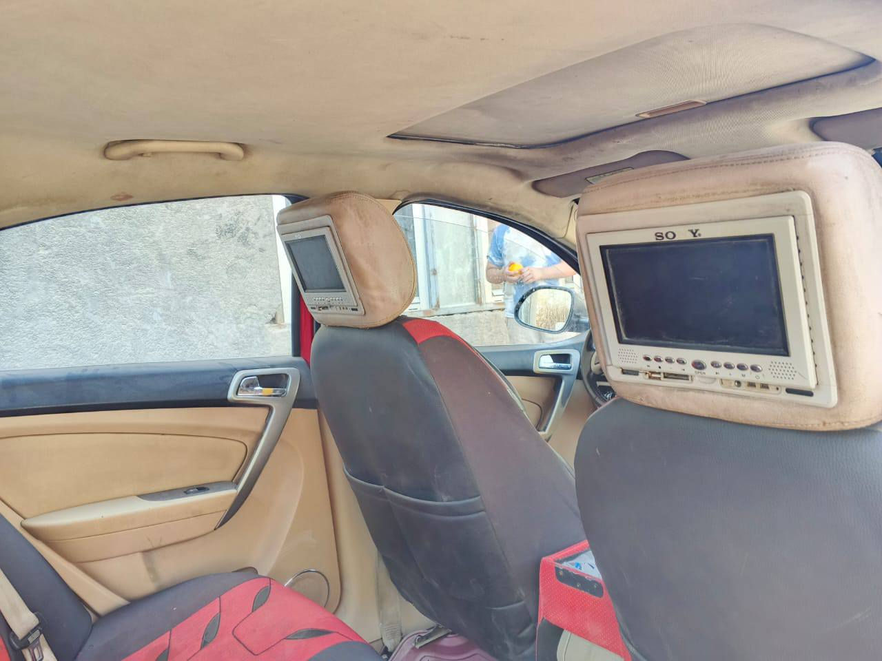 بيع مستعجل بيع مستعجل 
شيري a3محور مكينه وكير كورله 1800 رقم جديد كربلاء الانكليزي وبسمي سنويه وهزه جديد بس السياره متروكه 
السياره شغاله مكينه كلشي مابيها الكير بيه مشكله كاعد ينضح دهن ومن انمر ما اتعشق النمر وللعلم كير اوتو ماتيك 
والتبريد الكمبريسر موجود بلجنطه بس ينشد نقصها حداديه 
سعر 30وبيها مجال 
كربلاء الحر


**إذا كنت صاحب هذا الإعلان وتريد حذفه لأي سبب، رجاءا أرسل رسالة إلى الدعم الفني**