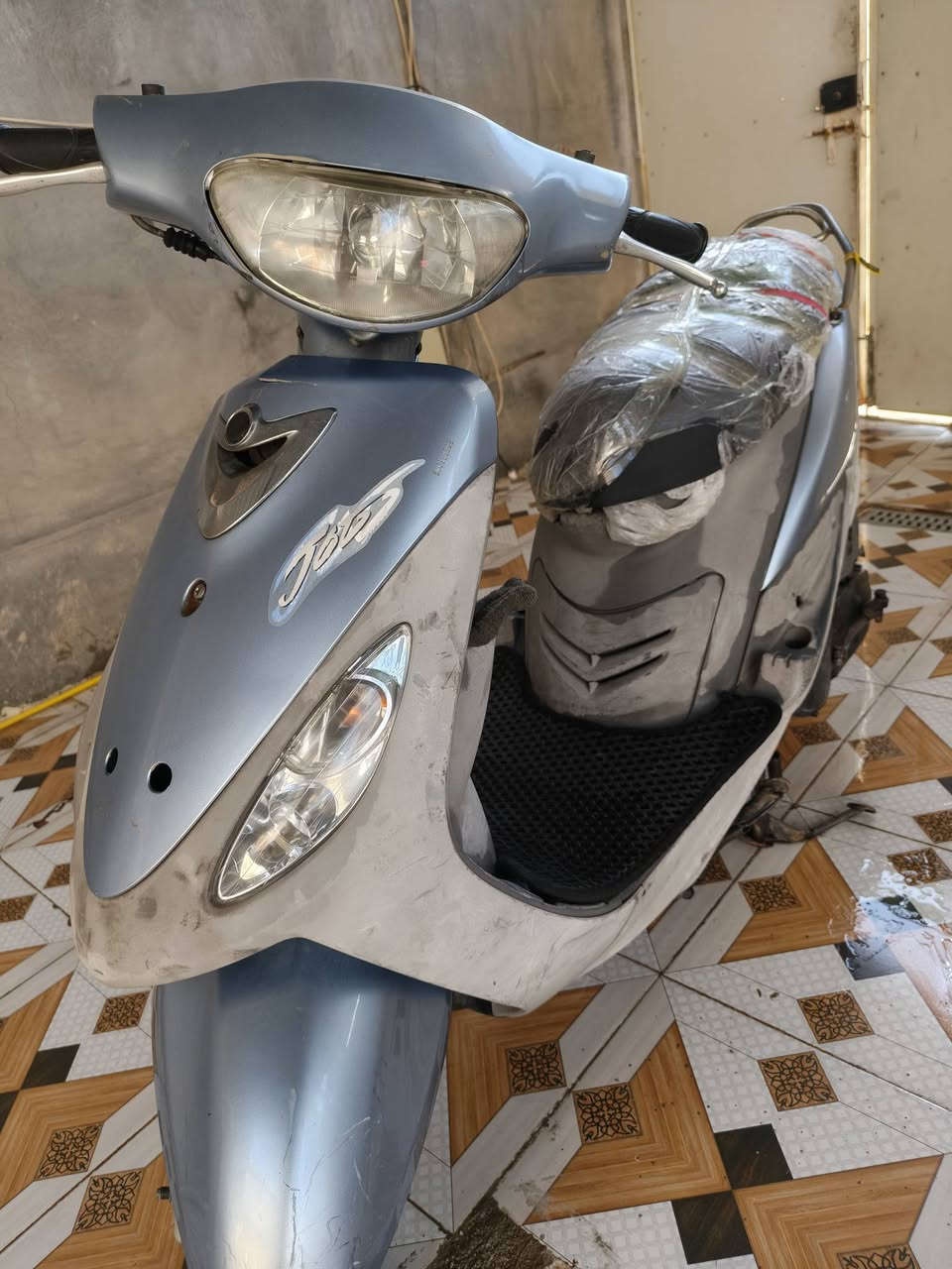 دراجه منغولي مفوله قبل شهر نازله من الحاويه اوراق اصوليه دراجه خير من الله كلشي شغال تجي وشوف بعينك سعرها خاص وتدلل✨


**إذا كنت صاحب هذا الإعلان وتريد حذفه لأي سبب، رجاءا أرسل رسالة إلى الدعم الفني**