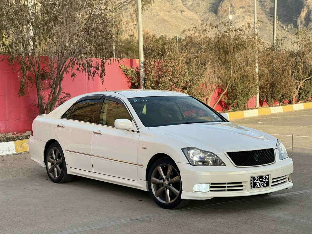 شاهینە ١٨٢
براوە 
٤دوگمە قپات مواسەفات بەس سلایت نیە
ناو ڕەشی ساج سور
بێ تەقەو رەقە کامل جایز
دینارێل مەسرەفی نیە
٢٠٠٥
سحرە ٥٥ محامەلەیەکی برایانە
گۆڕنەوەش دەکەم بە شتی جوان
شوێن ڕانیە


**إذا كنت صاحب هذا الإعلان وتريد حذفه لأي سبب، رجاءا أرسل رسالة إلى الدعم الفني**