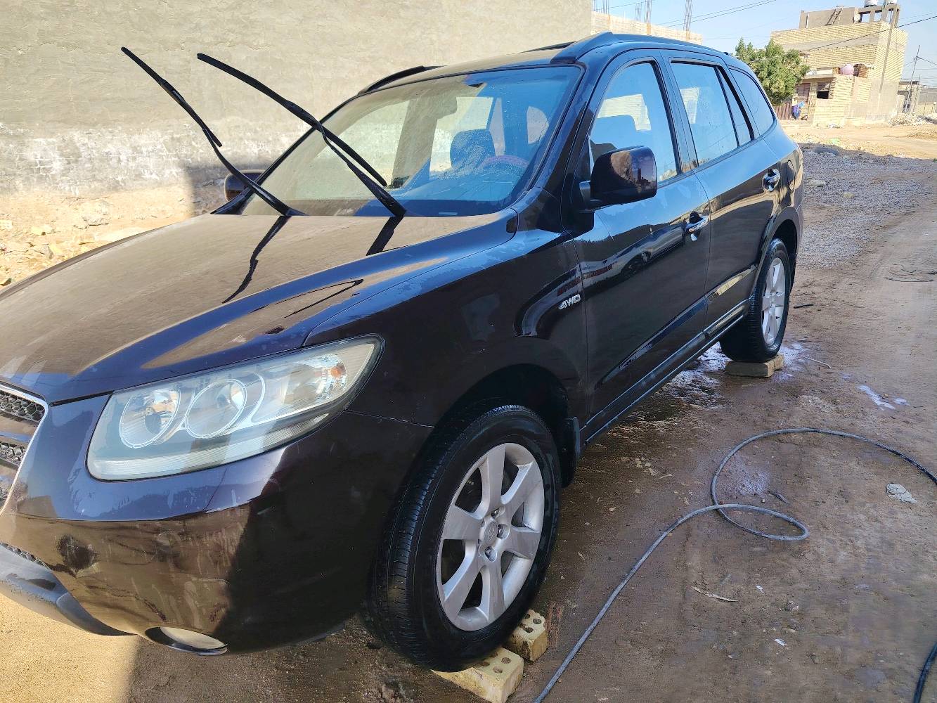 سلام عليكم سنتافي 2008 خليجي ٦ سلندر محرك ٢٧٠٠ محرك جديد كير نضيف فول عده لبصمه فتحه ثلاجه فور ويل كهربائيات تدفئه تبريد كشن السايق بس كهربائي ٧ راكب ٣قطع تبريد كله شغال ومضبوط مابيهة اي نقص صدر دسكات نضيفات رقمها بغداد الانكليزي سعر 120 داخل اسود مكاني بغداد الدورة موجود وانساب *********** 