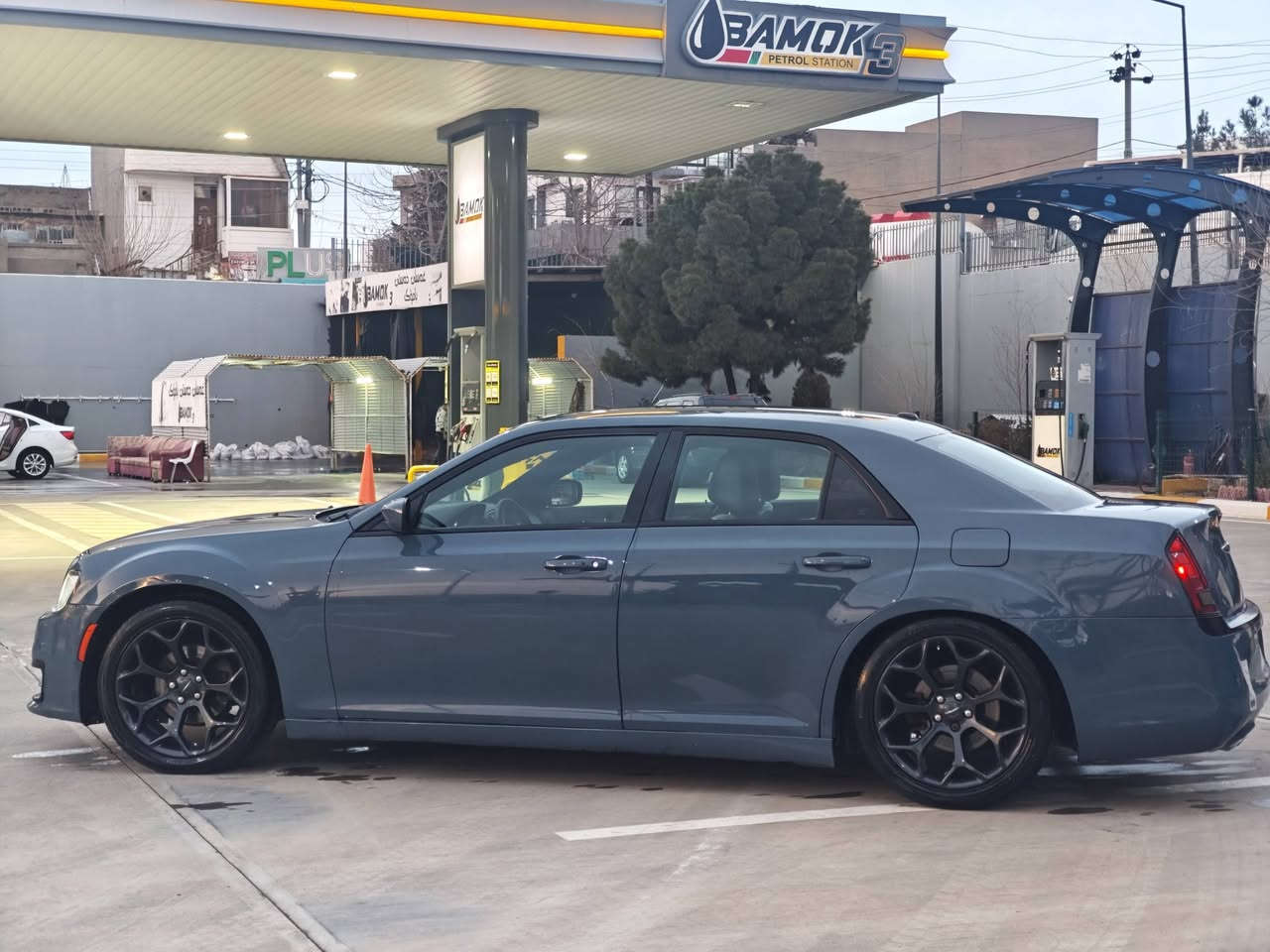 2014S  v6
 ناوو دەری لۆک گێڕو مکینە بەشەرت تایەوو ویلی لۆک بەردی ساڵۆنسای تیایە لێزەری دوبەیە بێ ڕەقەمە شوێن سلێمانی ***********
