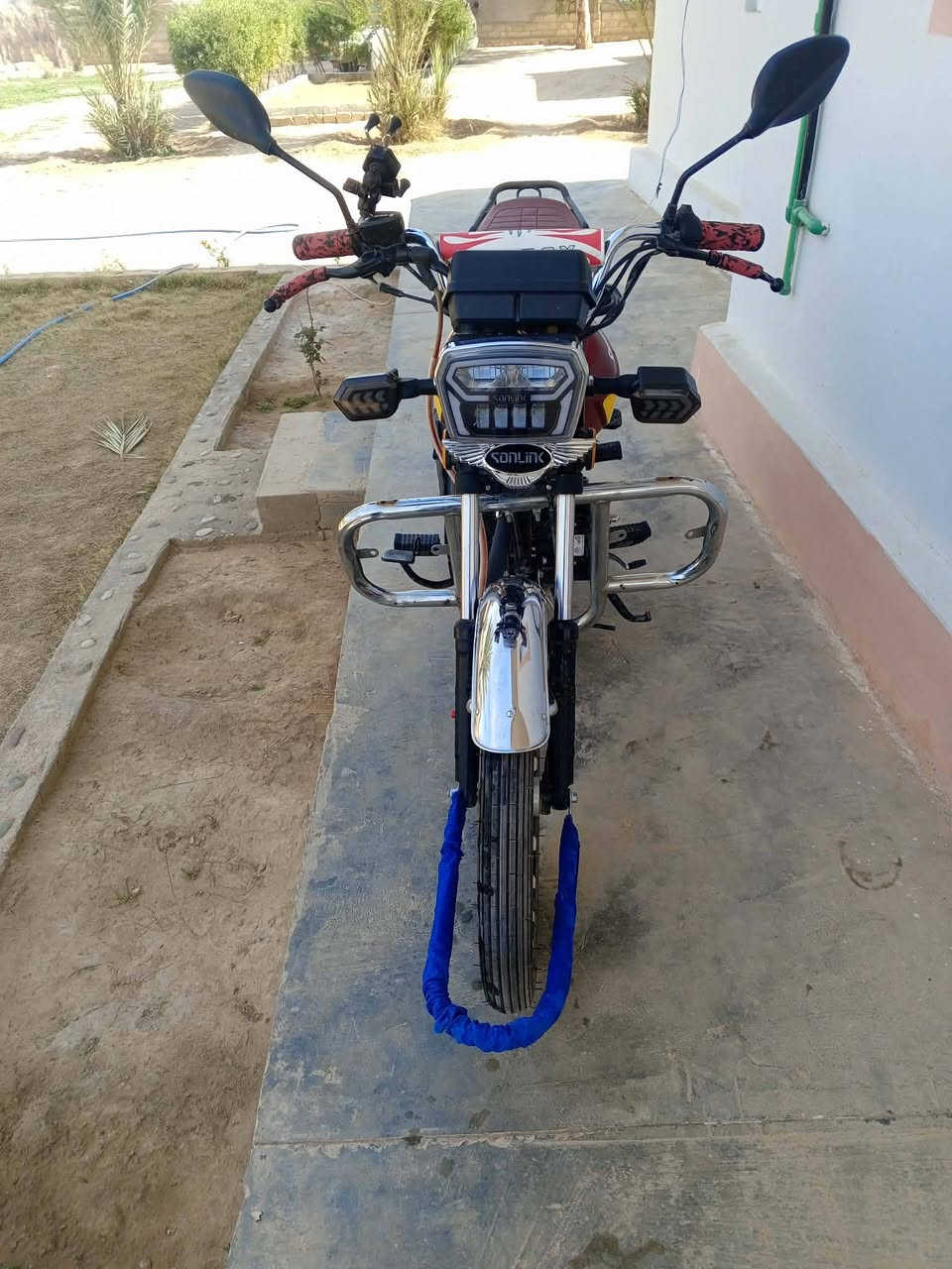 السلام عليكم
موطور سولنك موديل 2025 اوراقه كامله مكمرك وكامل بقه بس على التسجيل 
محرك 200 بعده بلادي على وضع الشركه لون اسود المميز والمرغوب 
السعر 800 قفل  المكان القائم العبيدي


**إذا كنت صاحب هذا الإعلان وتريد حذفه لأي سبب، رجاءا أرسل رسالة إلى الدعم الفني**