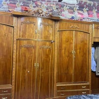 غرفة للبيع • مستعملة • فيها مجال