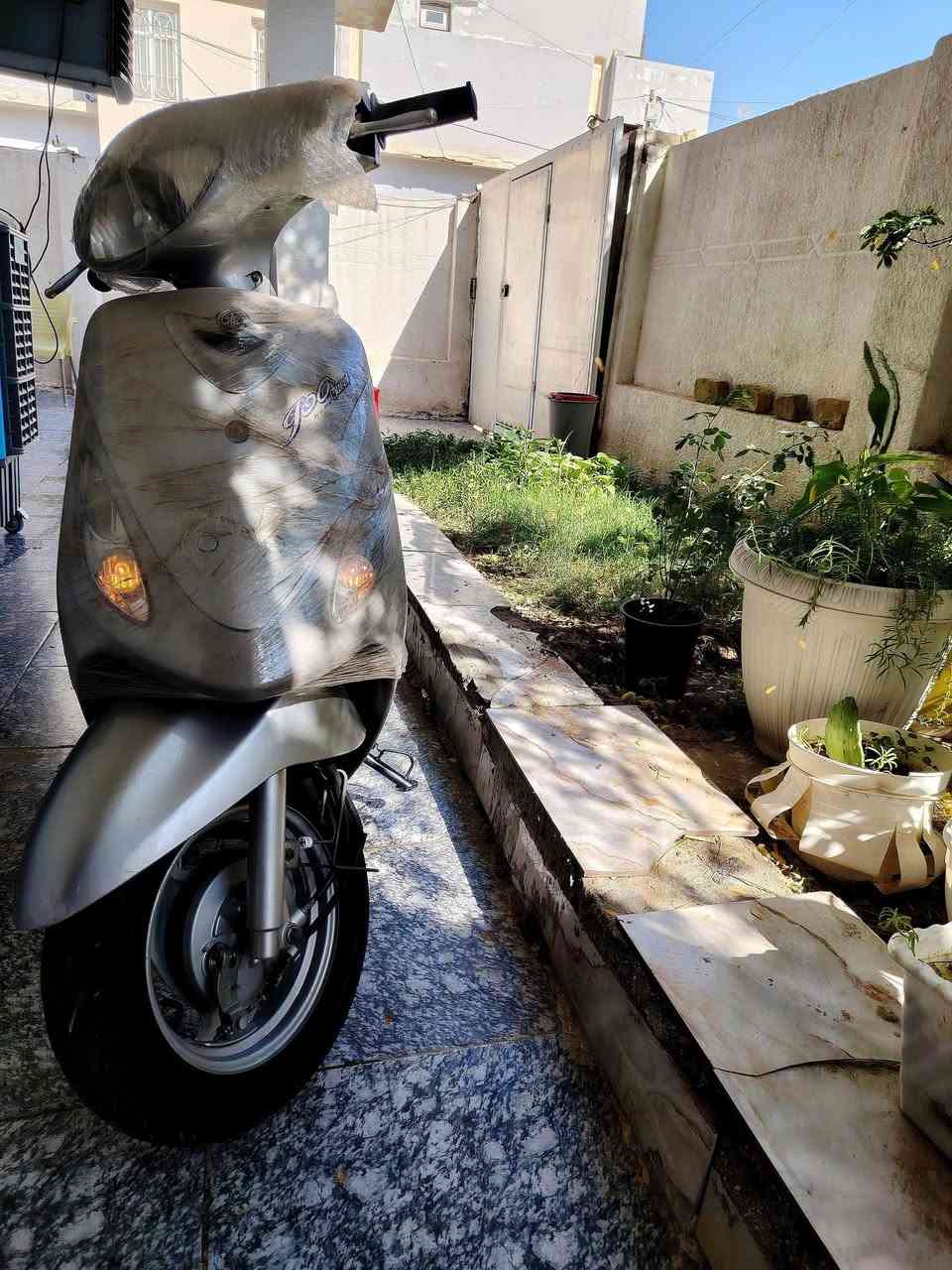 السلام عليكم
ماكس حاويه جديده  للبيع موديل ٢٠٠٨ كفاله
***********
