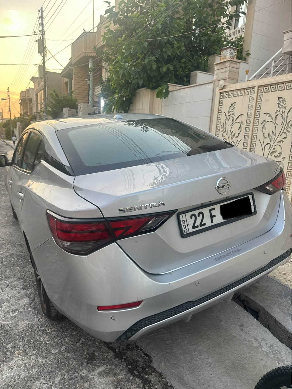نيسان سينترا موديل 2020 پينج پارچه وه نيو هه يه ارباك شان سكان تقيه مكينه و هه موو به شه رته سنوي ساليك ماوه سياره خاوين و جوانه ٦٠ مايل رويشتيه چوار طاي نوى تازه م لو به ستايه 1200000 يه ك مليون و دووسه د هه زار غرامه ى له سه ره سعرى 115 ورقه و مجال شوين هه ولير رقم موبايل *********** أربيل, العراق
