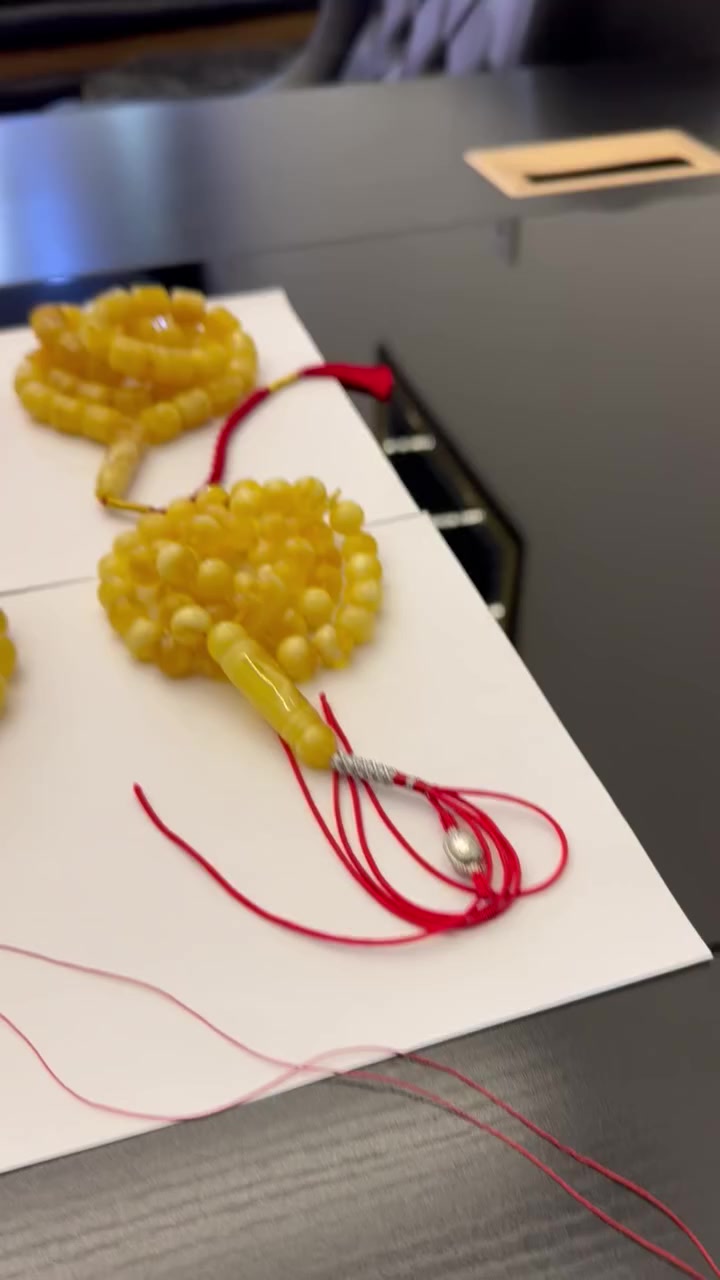 السلام عليكم
كهرب حر خامات كلش قويه 
الاوزان تتراوح بين (100 الى 120 )غرام 
البيع جمله وبأسعار مناسبه 
للاستفسار / ***********
مكاني / بغداد
