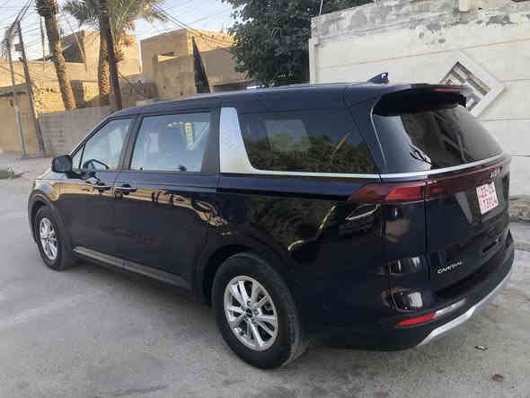 سلام عليكم كية كرنفال موديل 24 رقم اربيل الجديد بسمي فول مواصفات ماشية 16 فقط جديدة السعر قفل 270 ورقة 
العنوان بغداد حادثها موضح بل صورة جاملخ خلفي فقط 
رقم الهاتف ***********
