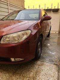 الانترا 2009 وارد أمريكي حادثها جاملغ خلفي السياره ليبل واحد بدون تبدي...