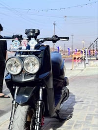 شباب الدراجه للبيع سبب البيع صار عندي ضرف المهم سكنس جبلي ام عيون مكين...