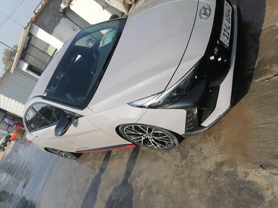 السلام عليكم هونداي النترا موديل ٢٢ رقم بغداد مشروع وطني سنوية ل ٢٨ سياره جديده فول عده الفتحه سياره كير محرك حداديه تبريد تخم تاير جديد ساره بيهه صبغ جاملغ خلفي وقبق جنطه وبيهه بابين كلير سياره جديده وجاهزه من كلشي السعر ١٣٥ وبيهه مجال مكاني بابل مسيب رقمي ***********
