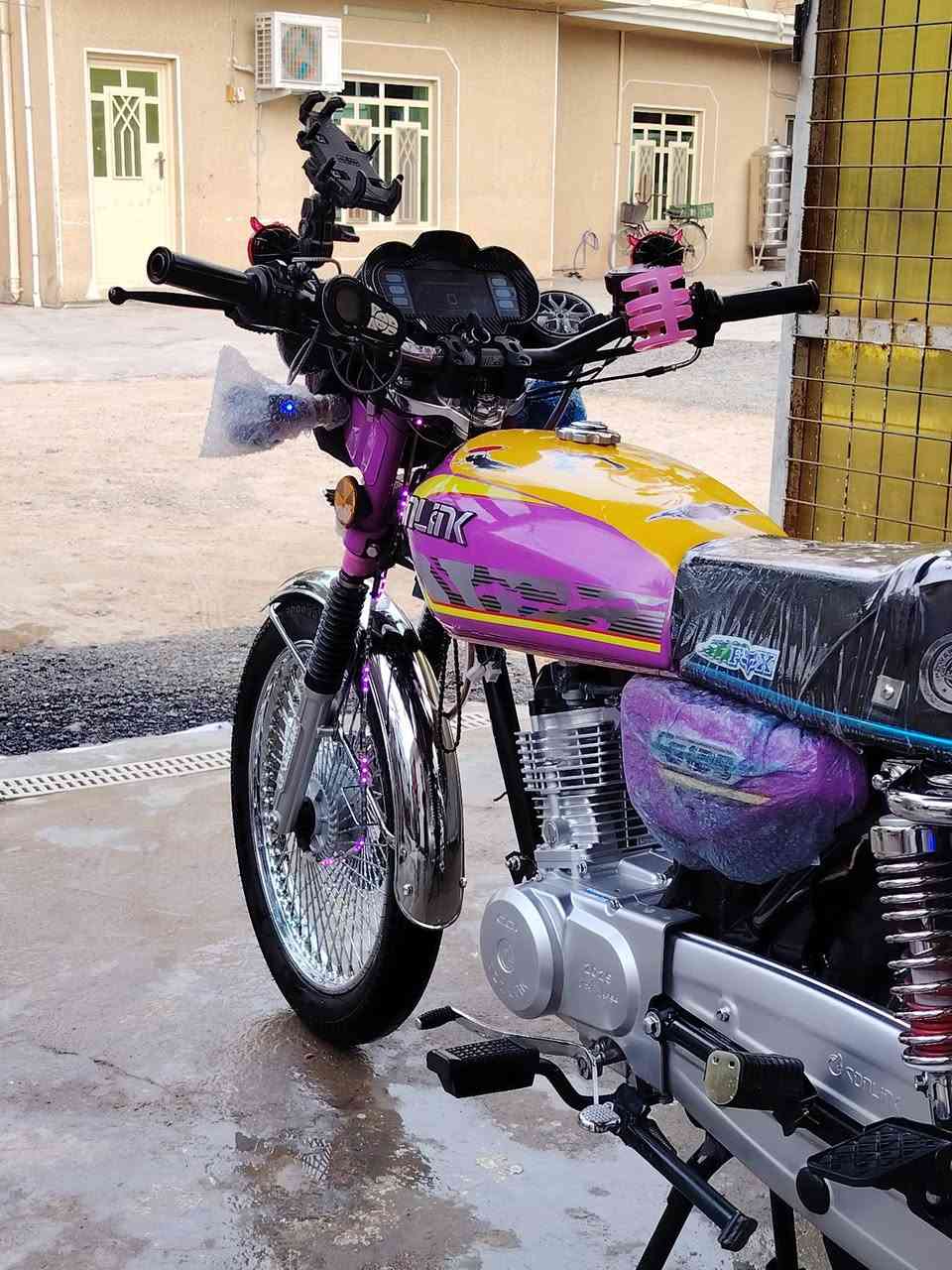 للبيع تايكر موديل 25 مزوده كوزوز رياضي عقل رياضي ستيرن رياضي دشبول عرض دراجه جديد
ما ناقصها اي شي كلشي جديد علا وضع شركه
مكاني بغداد الراشديه
رقمي ***********
