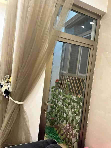 (#أَعَــــــــــــــــــــلَأَنَ) بيـــع مستعجل 
   ((#مكتــب_شمــس_الباحــث_للعــقارات_السماوة))

دار للبيع ▪️ في مجمع ابن يقطين السكني 

المساحــه ▪️220m ركن مقابل خدمات قرب مقر الشركه

 يتكون من 4 غرف نوم صاله واستقبال مطبخ ومجمعات صحيه وكراج سياره علما الدار مطلوب 100 مليون التسديد الشهري 500 الف دينار عراقي ملاحظه بناء شركه بينال 

لمغرفه السعر الكلي اكتب يالله او تم توصلك كل التفاصيل 

#حاب_تعرض_عقارك_كل_ماعليك_مراسلتنا_على.          _الخاص_أو الأتصل_على_أرقام_المكتب https://www.facebook.com/shamsalbhith?mibextid=LQQJ4d

     شمس الباحث للعقارات السماوة 
                       بأدارة    
             ابو مؤمل الفرطوسي      
                  ***********      ***********

(🌹#شعارنا_الأمانة_والثقه_والأخلاص_في_العمل🌹)
