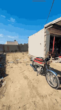 السلام عليكم تايكر 🩶
الدراجه خي من الله فول الفول 
موديل ٢٢ طالعه ٢٥ 
الدراجه أوراق اصولي وكيل 
تايكر هونزده
المكان حله ابو غراق 
الرقم ***********
