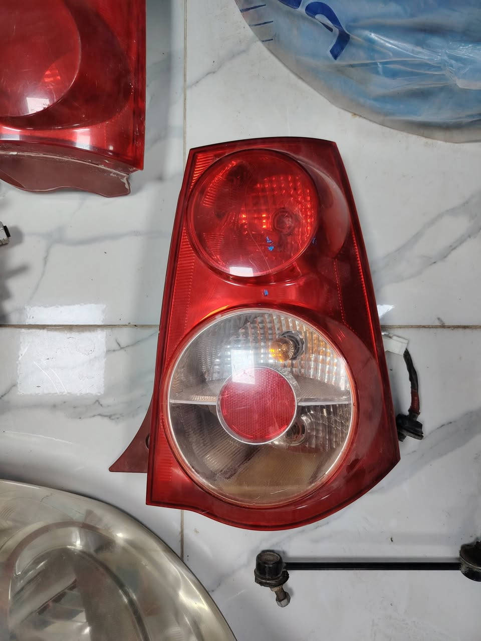 السلام عليكم ورحمة الله وبركاته غراض بيكانتو للبيع مال كصه سعر ١ 150  الف  قفل
رقم الهاتف ***********
