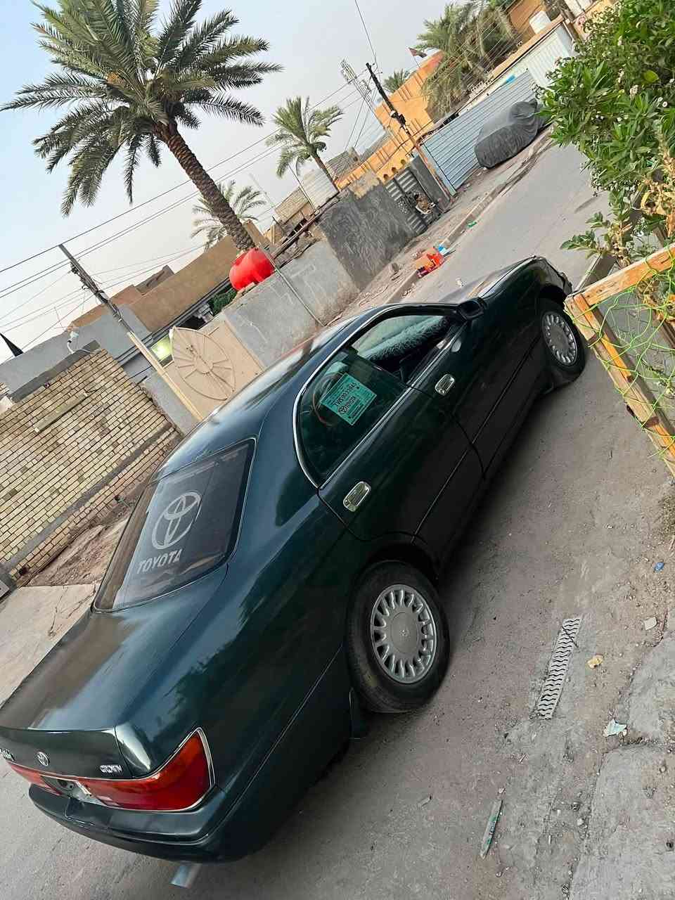 السلام عليكم للبيع بسعر  كلش مناسب 
تيوتا كراون بطه موديل 1994. رقم انبار مشروع وطني تحويل مباشر
مكفوله من الكص والنقل والتحويل والظربه فقط طخه جاملغ واحد خلفي
بلاديه بيها جراد ومرشوشه جماليه  فقط لبارحا طلعت من الفرن 🔥مكينه ٢٥٠٠ صار شهر من شادها.  حداديه امامي خلفي جديد 
تخم تاير نظيف  سياره حلوه وجاهزه.  مال جناي بس صار يومين كيرها بدلت دهنه وكام يخربط ياخر بالنمر فابيع كير كام 
سعرها ٣٥. والشراي بخدمته وماكو هيج نظافه. بهل سعر
مكاني بغداد المحموديه بيع فقط لان متوازي 
***********
