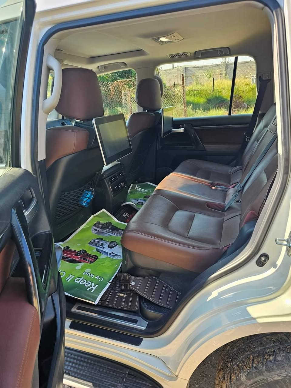 السلام عليكم
للبيع 
لاندكروز 2020 
..بحريني فول مواصفات مايحتاج اذكر مواصفات البحريني معروف

كفاله عامه
رقم بغداد 
سعر..57$..وبيه مجال


**إذا كنت صاحب هذا الإعلان وتريد حذفه لأي سبب، رجاءا أرسل رسالة إلى الدعم الفني**