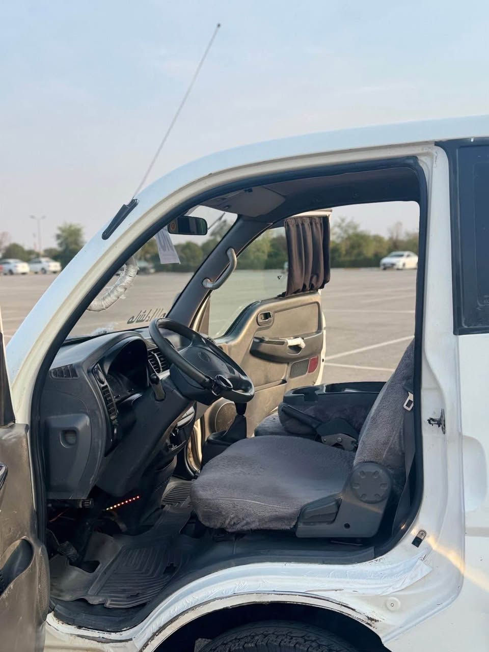 کیا مۆدێل ٢٠١٠ مەکینە ٢٧٠٠ گێر و مەکینە و ئەکسل هەمووی بەشەرت یەک پەڵە بۆیاخی هەیە تنو تۆڵە سەیارەکە بێ مەسروفە نرخی ٧٦ گەڵا و مەجال *********** أربيل, العراق
