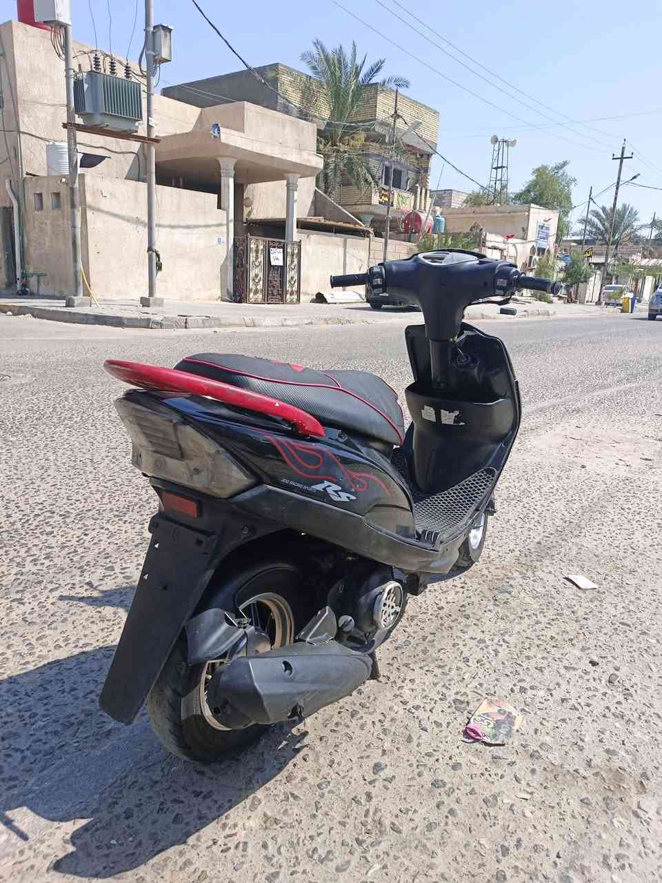 دراجه ماكس عدله نضيفه حلوه مكينه ناعمه مفتوحه مره وحدي صالها سبوع من مجفته السعر ٥٥٠ وبيها مجال للشراي مكان بصره كزيزه


**إذا كنت صاحب هذا الإعلان وتريد حذفه لأي سبب، رجاءا أرسل رسالة إلى الدعم الفني**