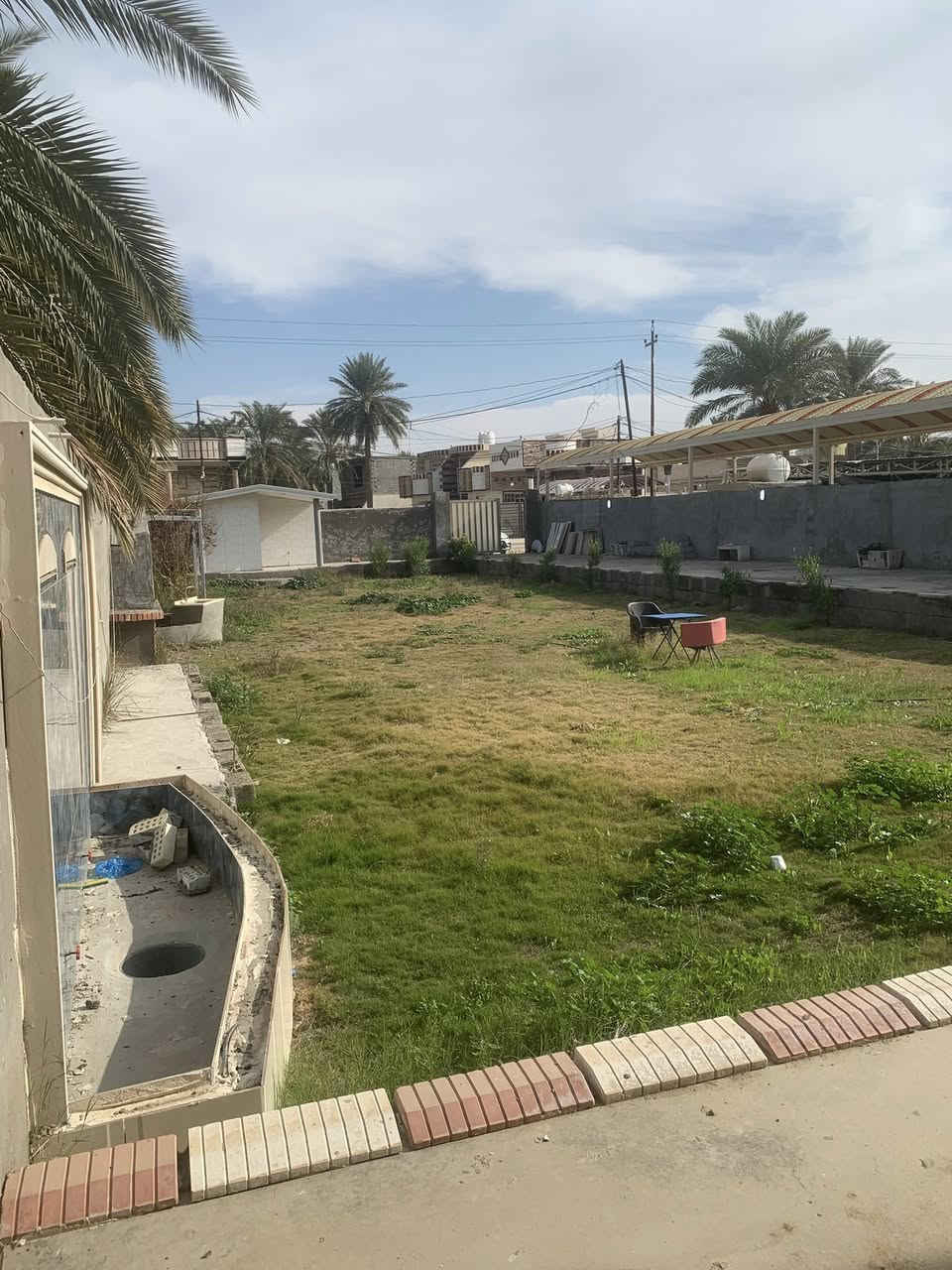 البيع دار مساحه 1120 وجها 17ونص 
بناء جديد وحديث 
يحتوي 
صاله ومطبخ 3 غرف نوم وخدمات 
طابو زراعي سند 25اصولي تحويل 
مباشر 
منطقه الدوانم مقابيل سويب 
خدمات كامله مي تبليط كهرباء 
اتصال ع ارقام 
***********
***********
***********
