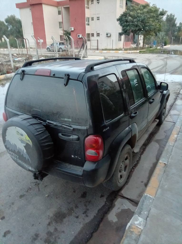 جيب ليبرتي ليميتد موديل 2002 سنوية و هزه جديد باسمي تبريد تدفئة شغال استيكر بنزين مابي اي عيب خناقين, ديالى


**إذا كنت صاحب هذا الإعلان وتريد حذفه لأي سبب، رجاءا أرسل رسالة إلى الدعم الفني**