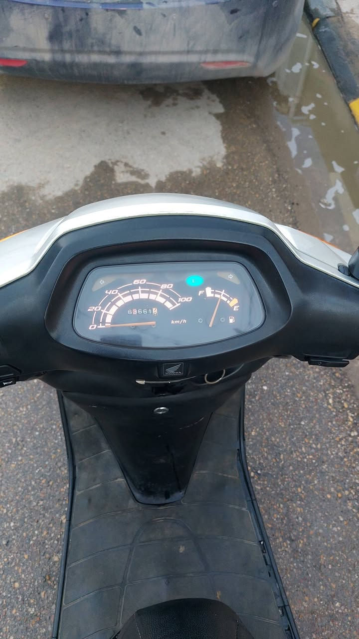 سبيسي ياباني كفرات ابو الختم تيوان مكينة اول فتحه رايمر ناعمة كابريتر اصلي تخم تاير كهربائيات كله شغالة دراجه كل نقص مابيه مكاني كوت الزهراء  ***********
