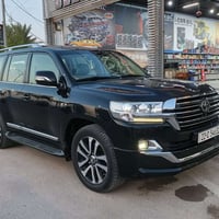 لاندكروز • ٢٠١٧ • ٥.٧ فول مواصفات