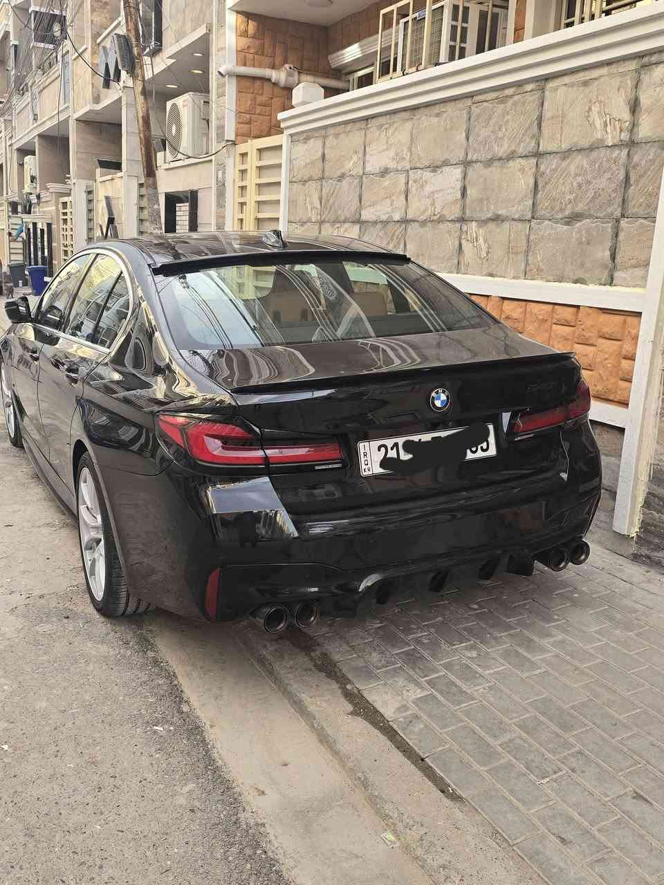 بيع فقط بدون مراوس 
بي ام دبليو حجم 540i سته سلندر تون توربو تو ويل
موديل 2022 ماشيه حاليا 28 الف ميل 48 الف كيلو متر
ضرر جاملغ وبنيد خفيف جدا بدون دواخل ايرباك ستيرن ومبدل اصلي

السياره جديده جدا بحالة الوكاله 
عليها كت M عدا الستيرن
ويل كب نيش وتخم تاير
لحيه ودفيوزر وسبايدر وشفقه

داخل قرميدي اصلي
هيد اب دسيبلي
5 بردات
رادارات امامي وجانبي
كيجات 330 

السياره بالكارتون  وشكلها كدامكم رقم شمالي بسمي وتحويل مباشر 

السعر ٣٧ مكان السياره بغداد الشعب ***********
