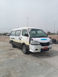 فتون احمر • ٢٠٠٦ • كوم حديد