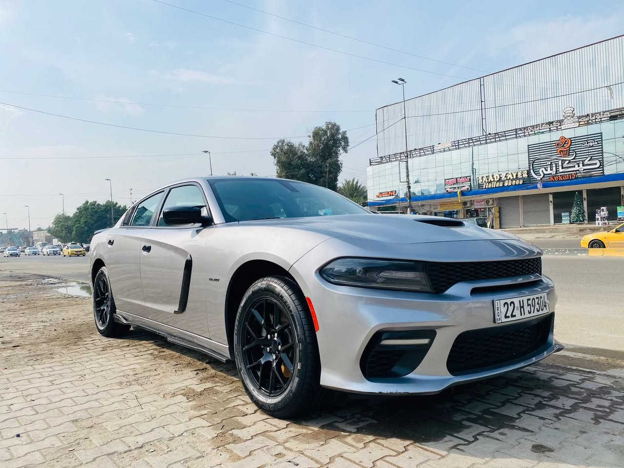 السلام عليكم جارجر 2017 RT 5700 ماشية 118 رقم اربيل باسمي
بدون صبغ بدون تبديل
حادثها بالصور والسونر موجود
مبدل بنيد للتحديث والبلادي موجود 
اخوان سيارة جاهزة ع اخر حبة وبالعافية ع الياخذها
حدادية جديدة امامي خلفي صارلها شهر 
تخم ويل وتاير جديد قبل شهر والوصل موجود 
اكسل جديد
كيس وفلتر كير جديد
ادامة كاملة 
مكاني بغداد الطوبجي
‏‭***********‬
السعر 189
