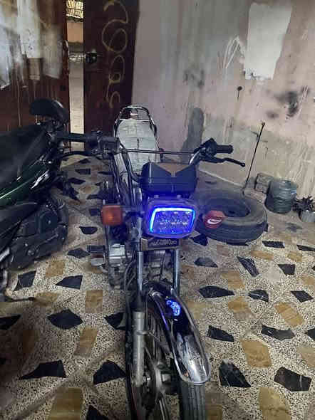 ماطور نامي برو 5كير ماطور خير من الله فقط اشاير خلفي ما يشتغل ول دشبول سعر 300وبي 
مجال***********تواصل اتصال او واتساب
