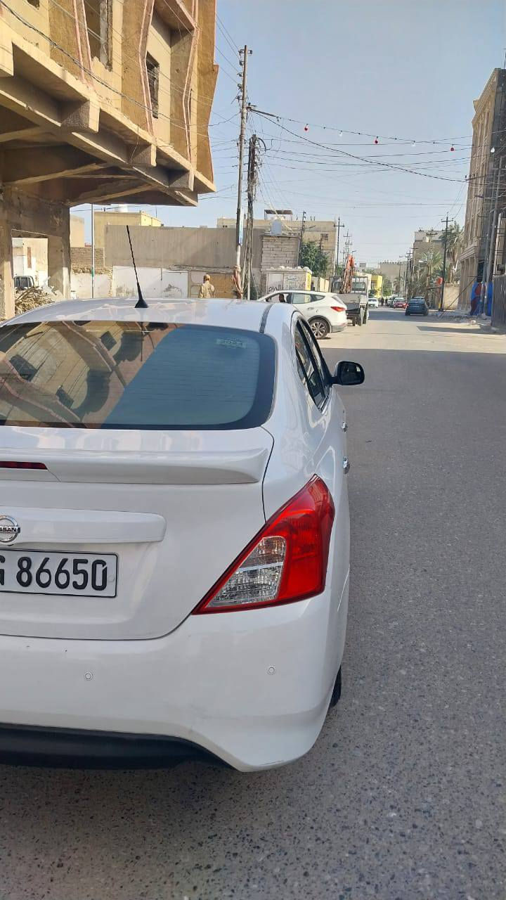 نيسان صني 24 ضربه فقط في الصندوق بدون صبغ وتبديل وماشيه 87الف
 السعر 120
للتواصل الاتصال على هذا الرقم ***********
