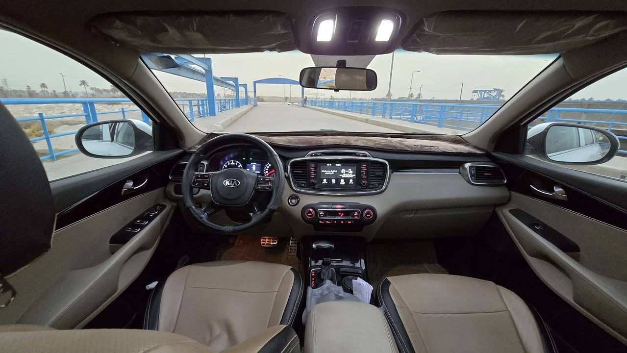 السلام عليكم
للبيع 
كيا سورنتو 2019 خليجي  
رقم قادسية 

6 سلندر 
7 راكب 
3 قطع تبريد 
بصمة 
بصمة ابواب 
لد امامي خلفي 
جنطة كهربائية 
جنطة ذكية 
كشنات كهرباء
شاشة كبيرة 
بردات ابواب خلفية 
تحديد مسار
مانع نزلاق 
انضمة قيادة 
نظام ترحيب 
ويل كروم 19
حساسات امامي و خلفي 
اشاير بل مري 
كروز سرعة 
تحكم استرن 
لايت زنون 
سيارة بعد بيهة هواي مواصفات 

🟩 السعر خاص اتصل وتدلل                 
لاستفسار الاتصال ع الرقم 
(***********)

تحياتي لجميع 🌹 🌸 🙏🏻
