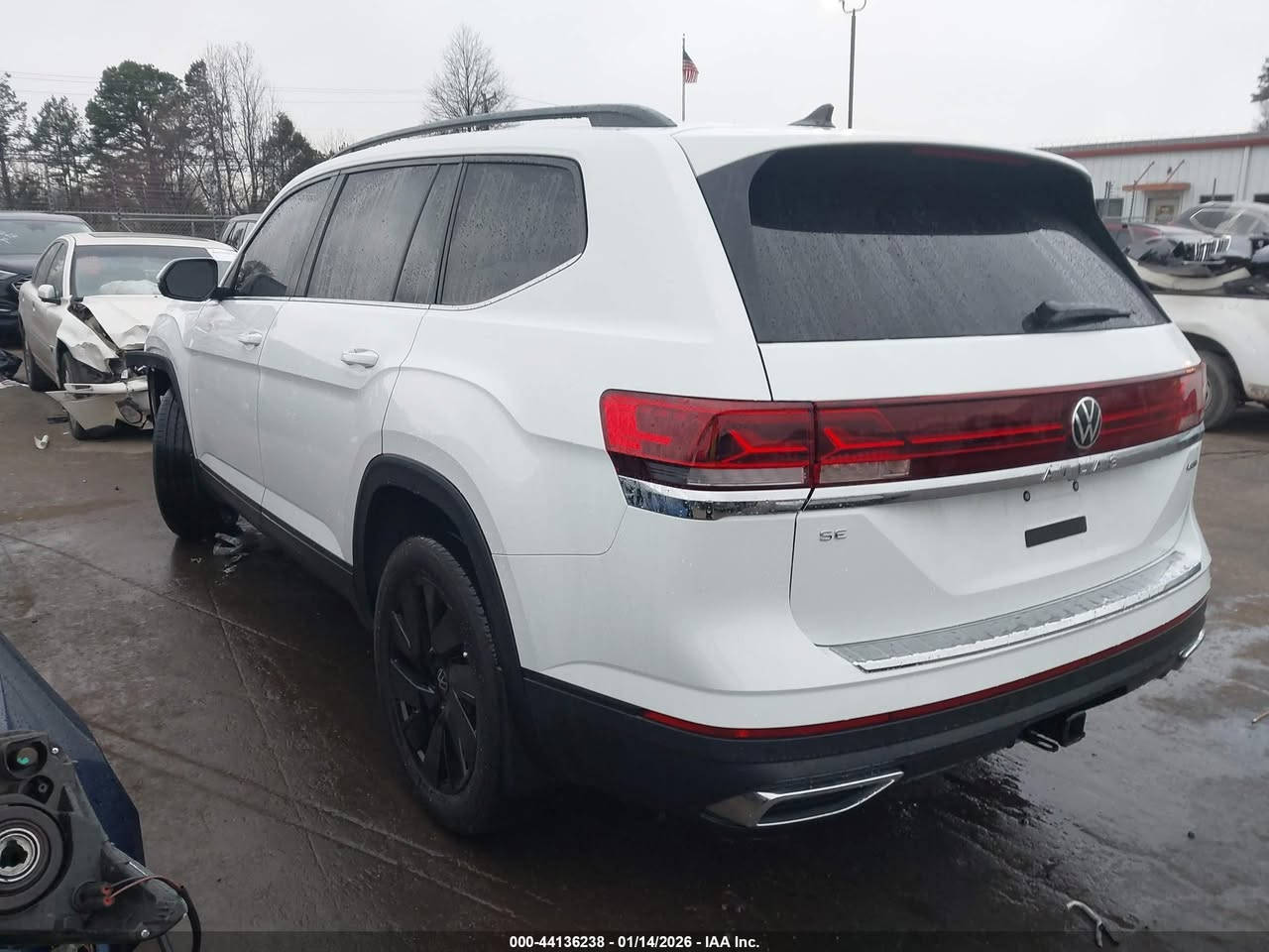 🚨 تنويه مهم
هذه السيارة معروضة في المزاد الأمريكي 🇺🇸
والمزايدة والشراء تتم عن طريق مكتب الباخرة للمزادات 🇮🇶
🔥 تدخل بكتاب الشهداء
───────────────

🚗 السيارة: 2025 Volkswagen Atlas
📅 تاريخ المزاد: 16/02/2026
⚠️ الضرر الرئيسي: أمامي
📏 المسافة: 19,018 ميل
🔧 المحرك: 2.0l i-4 di, dohc, vvt, turbo, 269hp
🔢 رقم الشاصي: 1V2KR2CA1SC508203

───────────────

🔥 مجاناً مجاناً مجاناً
📄 تقرير كارفاكس مجاني بدون أي مقابل
───────────────

🚗 سحب السيارة خلال 24 ساعة من وقت التسديد
💸 حسابات مخفّضة وعمولات أقل من السوق
───────────────

🚢 الشحن متوفر من:
🇺🇸 🇨🇦 جميع الولايات الأمريكية والكندية
➡️ شحن مباشر إلى العراق
➡️ العقبة – جبل علي – ميرسين
───────────────

🛃 تخليص كمركي كامل من ميناء أم قصر
🏔️ تخليص كمركي إلى إقليم كردستان
🇯🇴 شحن مباشر إلى عمّان (العقبة)
🇹🇷 شحن إلى ميناء ميرسين – تركيا
───────────────

🏢 فروع الشركة:
📍 الفرع الأول: بغداد – السيدية – الإعلام
📍 الفرع الثاني: الإمارات العربية المتحدة – الشارقة – الصناعية 4
───────────────

👥 مجموعة البيع والشراء:
https://www.facebook.com/share/g/17pXXBgeeU/?mibextid=wwXIfr

───────────────

🎵 TikTok:
https://www.tiktok.com/@al_bakhera?t=8qGOLioZlVE&_r=1

───────────────

📞 للاستفسار والتواصل     ***********
